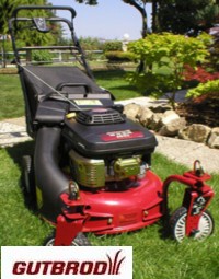 Nuove macchine con ruote pivotanti e sistema di taglio integrato tre in uno, comode, veloci e versatili.